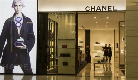 How Much Do Chanel Sales Associates 